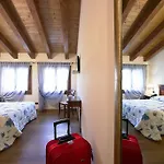Alloggio Franciscus 4* Arquà Petrarca