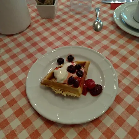 Franciscus Bed & Breakfast 4*