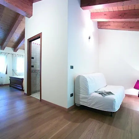 Franciscus Bed & Breakfast 4*