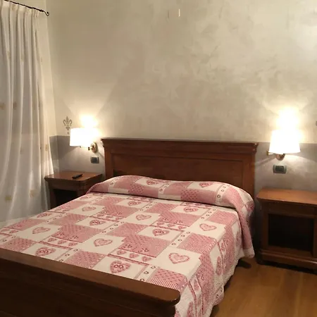 Franciscus Bed & Breakfast *